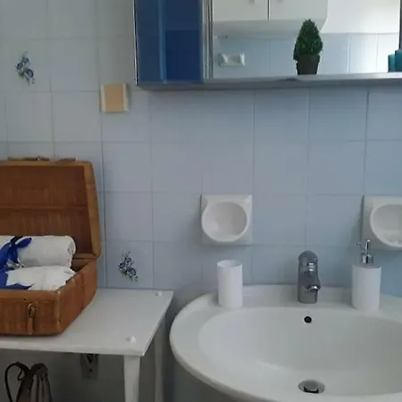Apartman Adriana Kastanéa